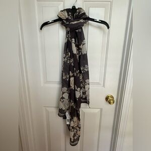 Old Navy Floral Dark Gray and Cream Scarf